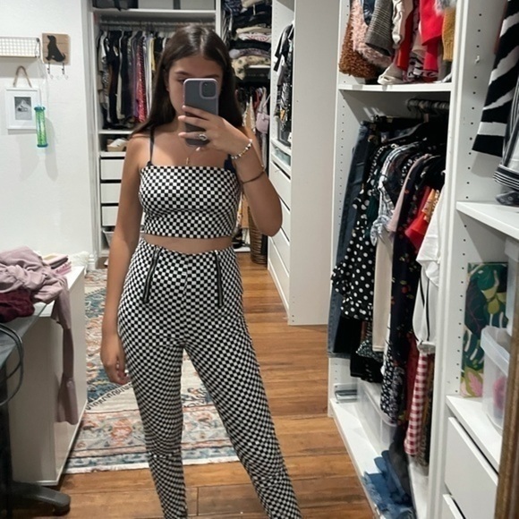 Two piece checkered set​ - Picture 7 of 7
